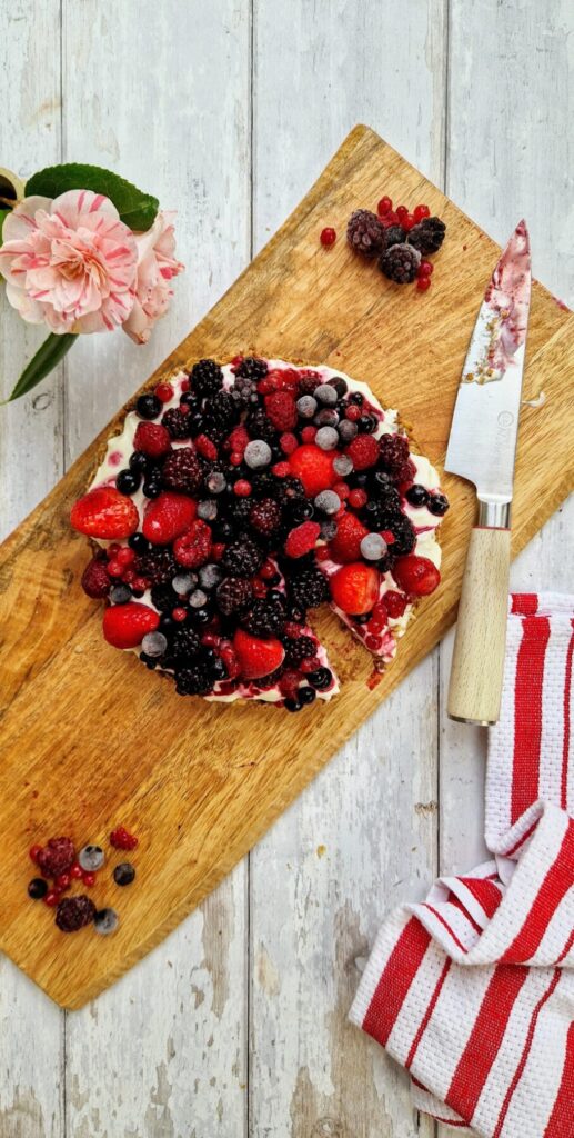 Easy summer berry and oat bake: No added sugar weaning recipe