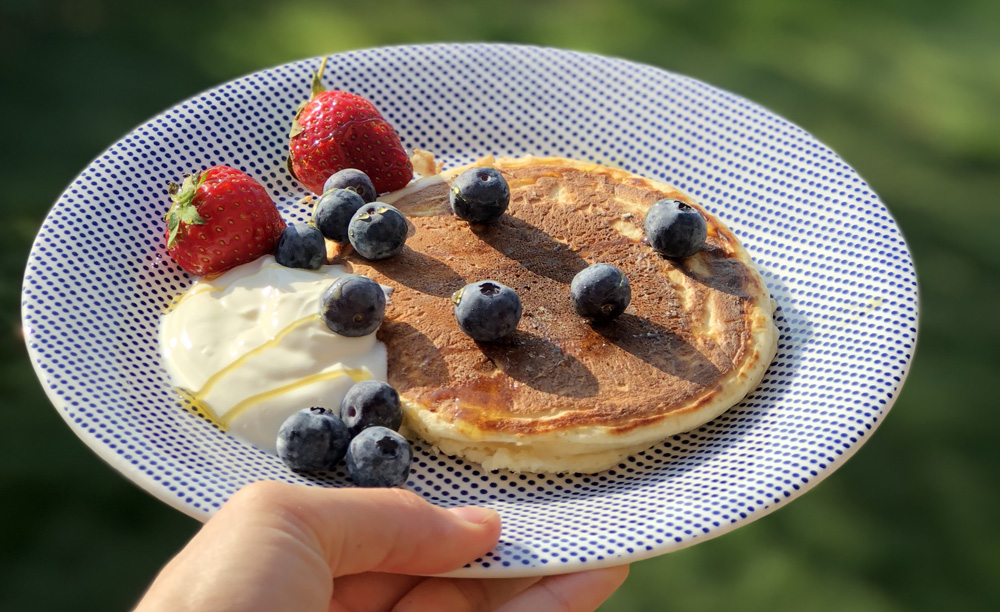 Easy Family Friendly Cinnamon Pumpkin Pancakes Recipe