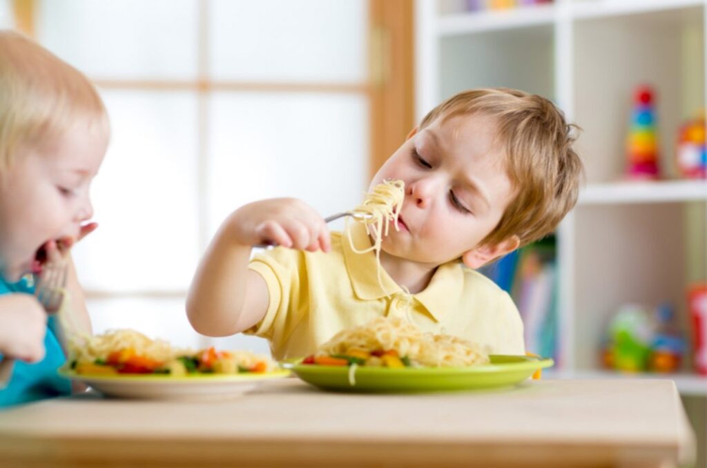 Making Mealtimes a Positive Experience at Nursery 