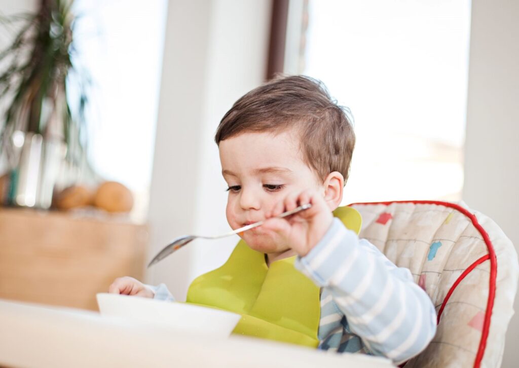 How to Get Kids to Eat Dinner Without the Battle