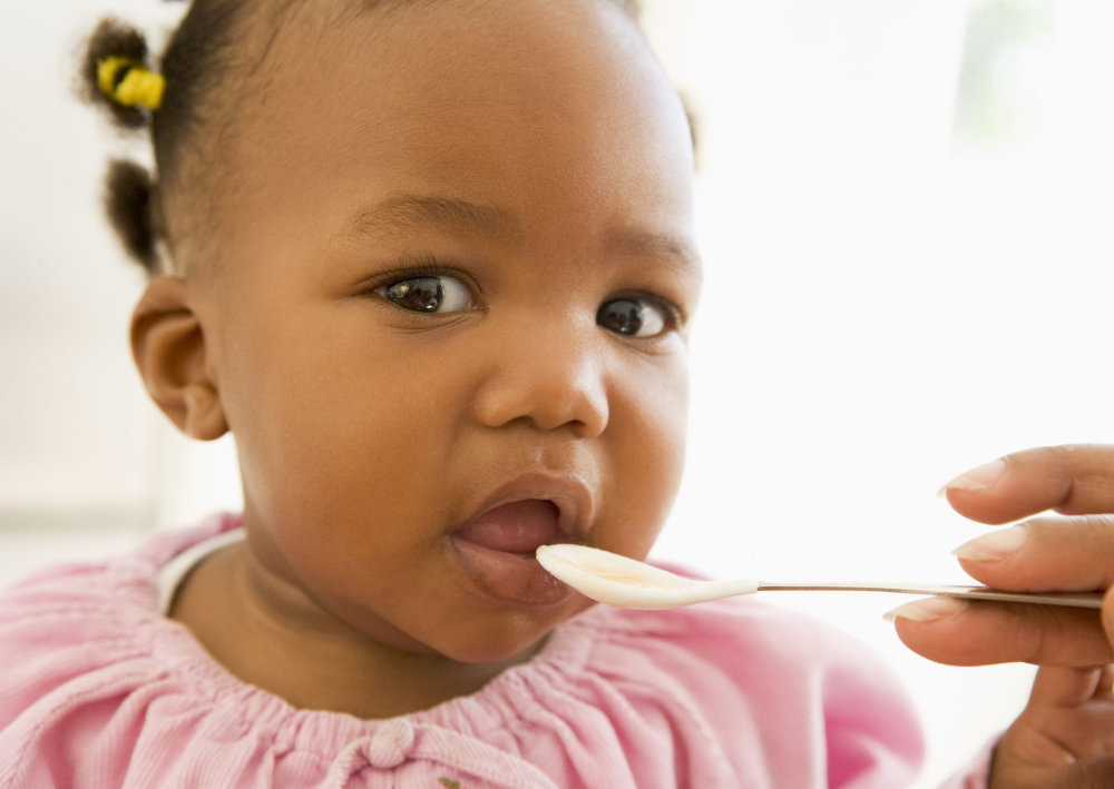 Should I Wait Three Days Before Introducing New Foods During Weaning?