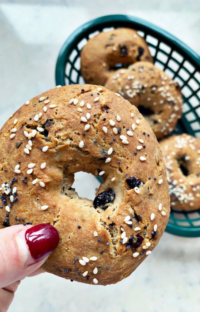 Easy Christmas Bagels for Babies and Toddlers 