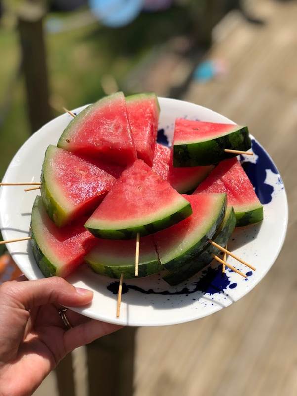 Eating Out and About with Baby: Food Ideas and Tips
